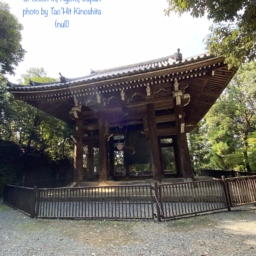Great bell tower. in 2021-10-16 Sat. at Chion-in, Kyoto, Japan. photo by Tac’Hit Kinoshita